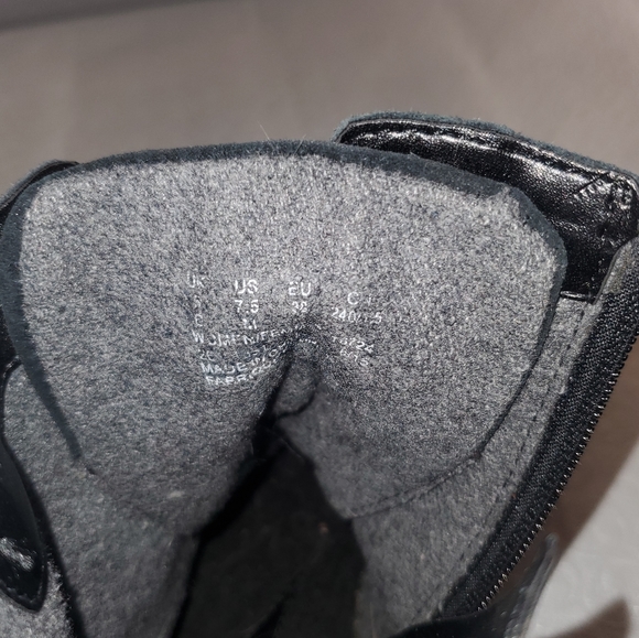 Clarks Kearns Sirena Black Boots - Picture 9 of 9